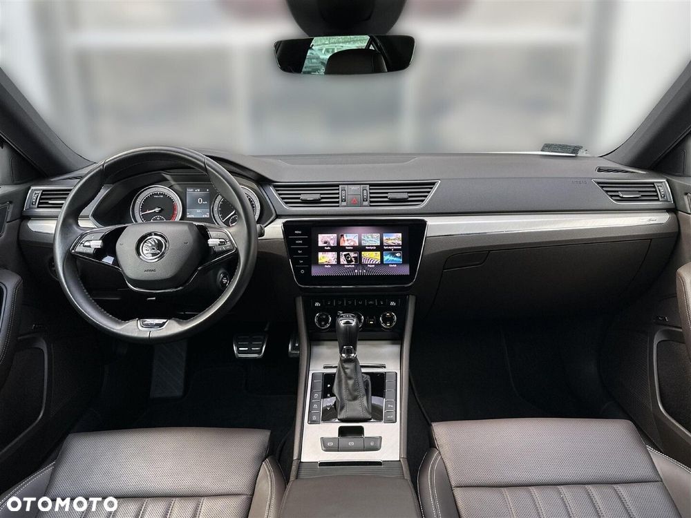 Skoda Superb 2.0 TSI L&K DSG - 7