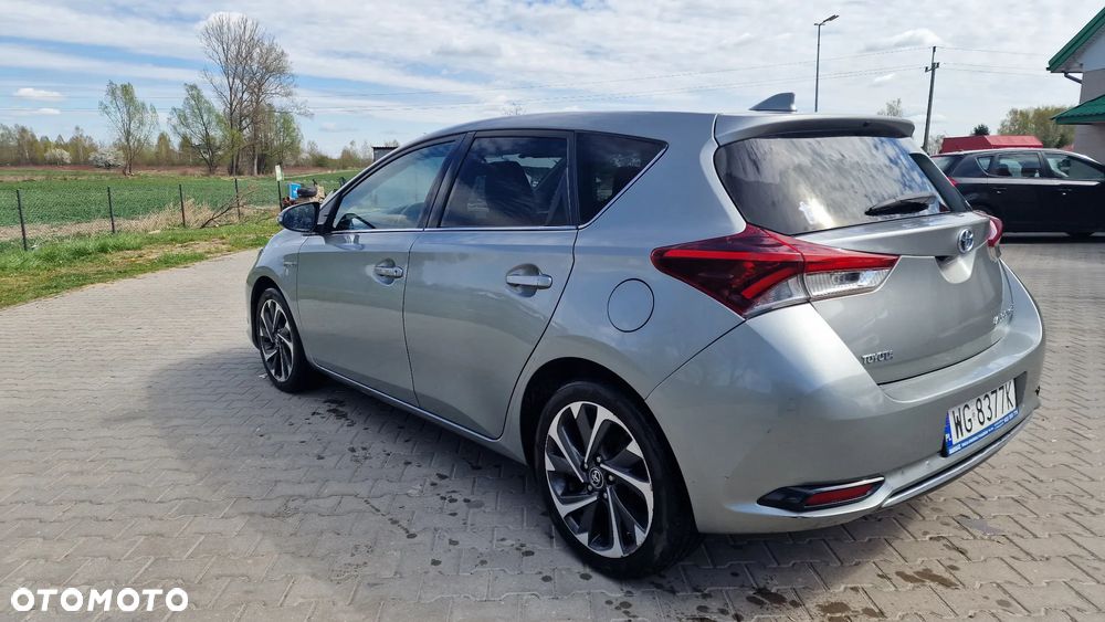 Toyota Auris - 4