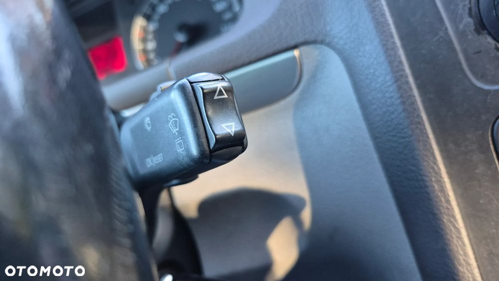 Volkswagen Touran - 20