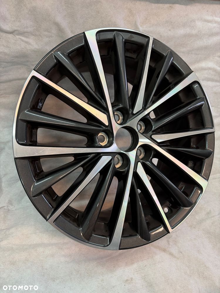 LEXUS ES FELGA ALUMINIOWA 18' 5X114,3 ET45 8J - 2
