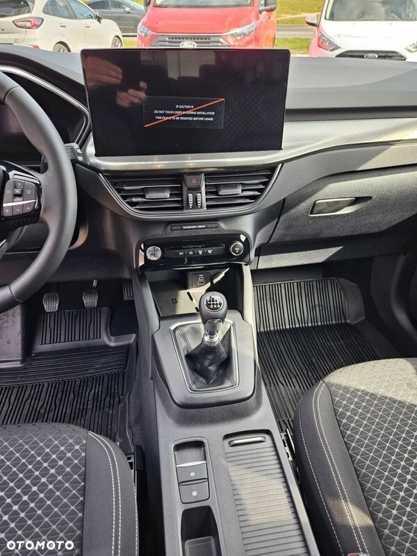 Ford Kuga 1.5 EcoBoost FWD Titanium - 19