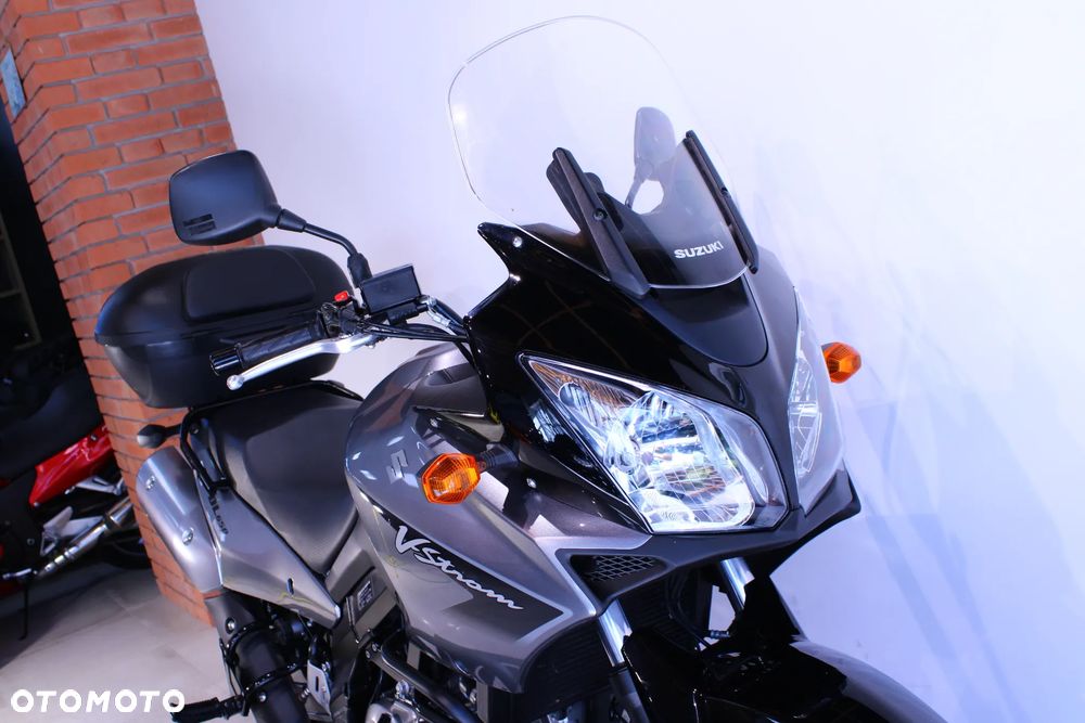 Suzuki DL - 15