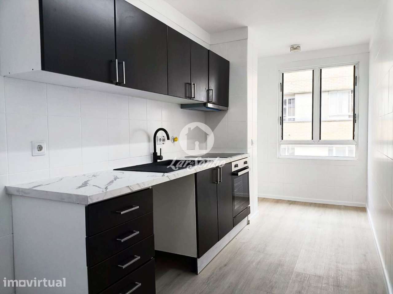 APARTAMENTO T3 REMODELADO - BAGUIM DO MONTE - Grande imagem: 4/19