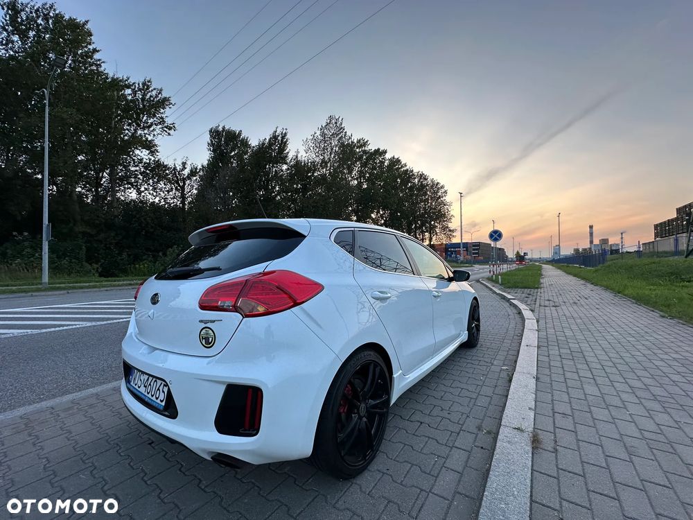 Kia Ceed Cee'd 1.6 T-GDI GT XL - 7