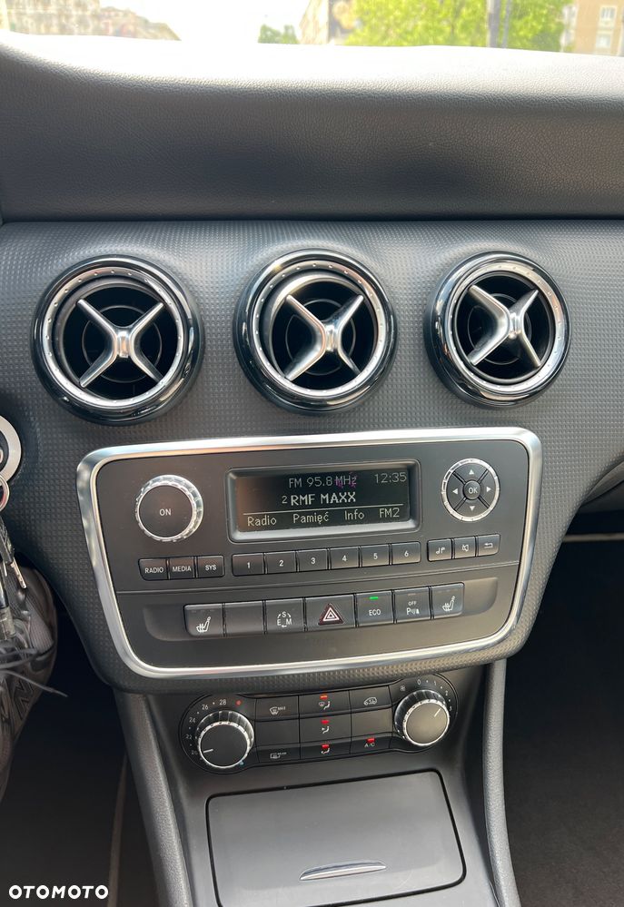 Mercedes-Benz Klasa A 180 (BlueEFFICIENCY) 7G-DCT - 9