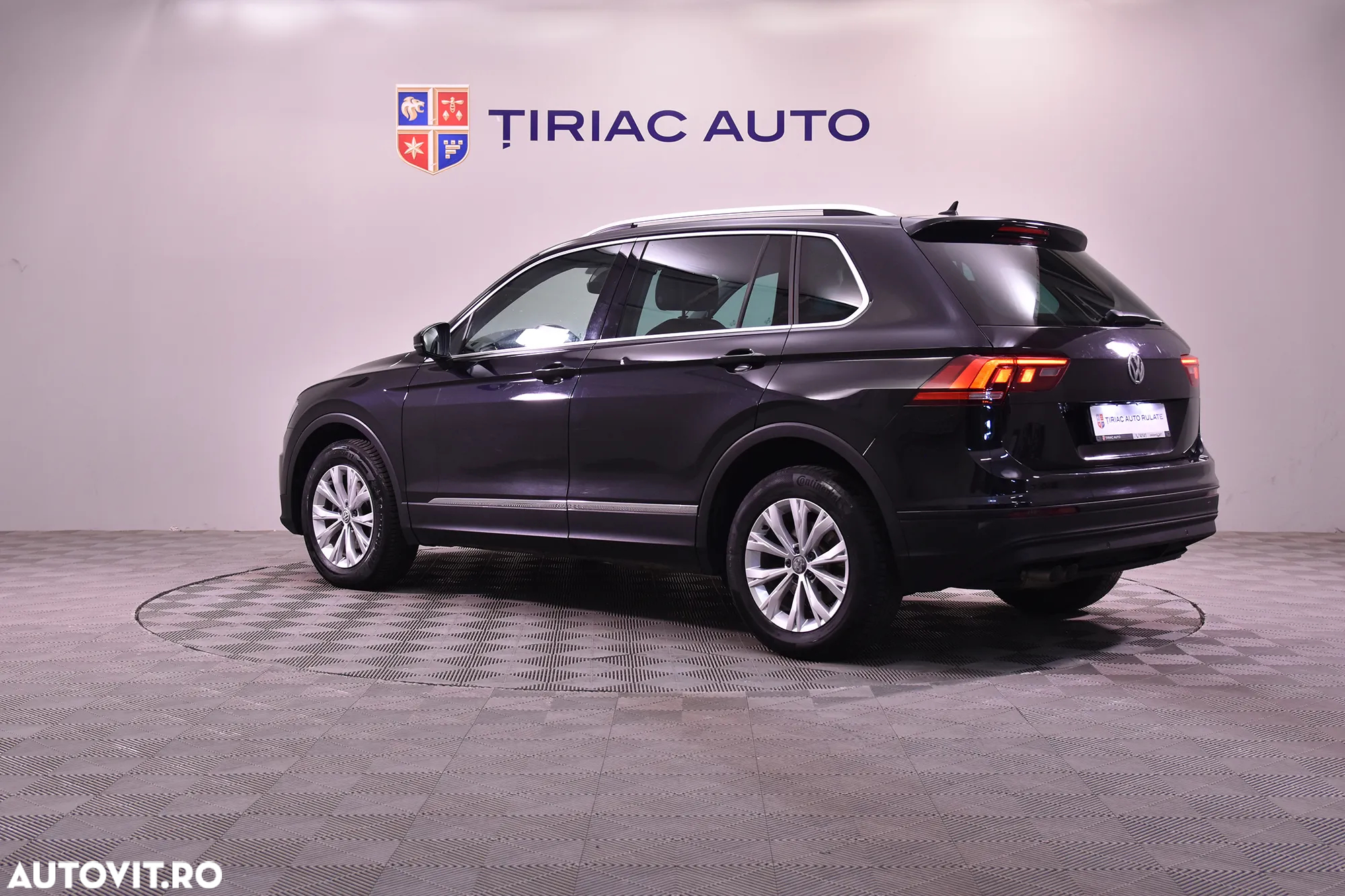 Volkswagen Tiguan 2.0 TDI 4Mot DSG Highline - 3