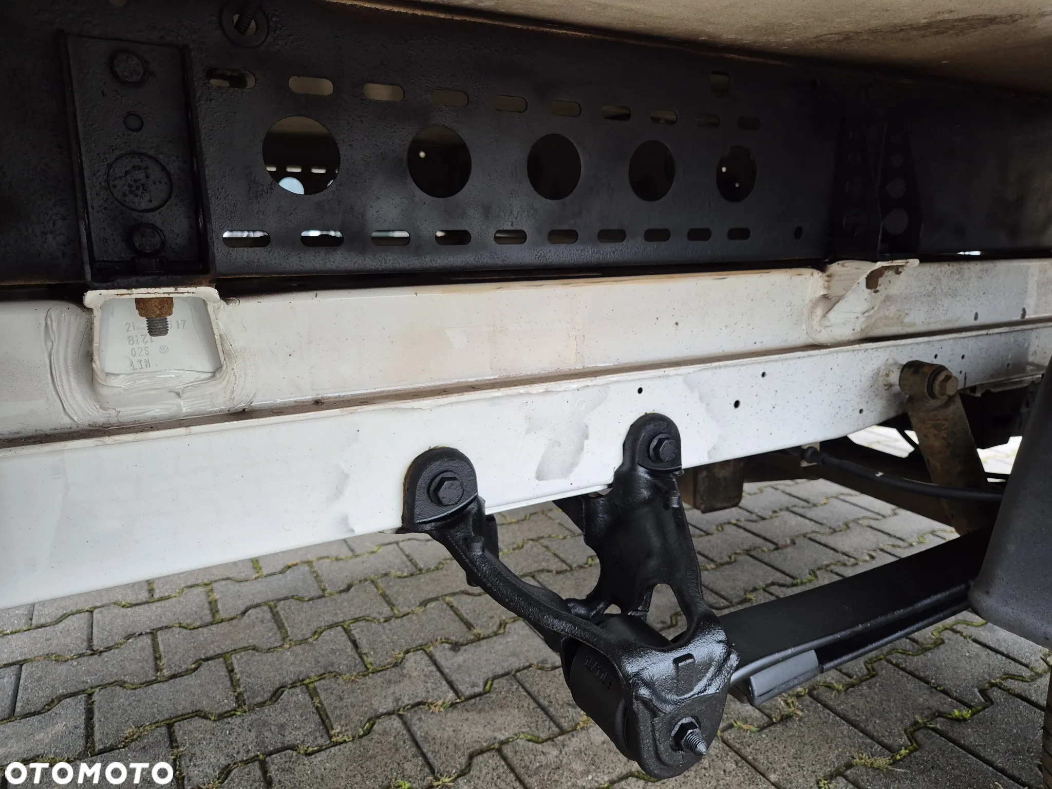 MAN TGE 3.180 DSG 4Motion / 4X4 / CHŁODNIA MITSUBISHI / WINDA ZEPRO 750KG / WEBASTO / BEZWYPADKOWY / 8 EUROPALET / STAN IDEALNY / RZADKOŚĆ NA RYNKU! - 17