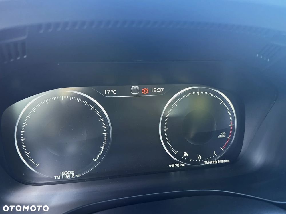 Volvo XC 60 B4 D AWD Geartronic Inscription - 21