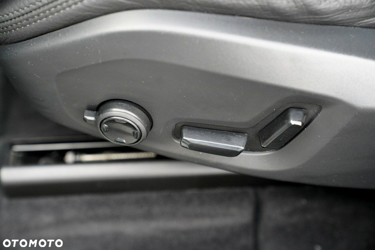 Volvo XC 60 D4 Inscription - 20