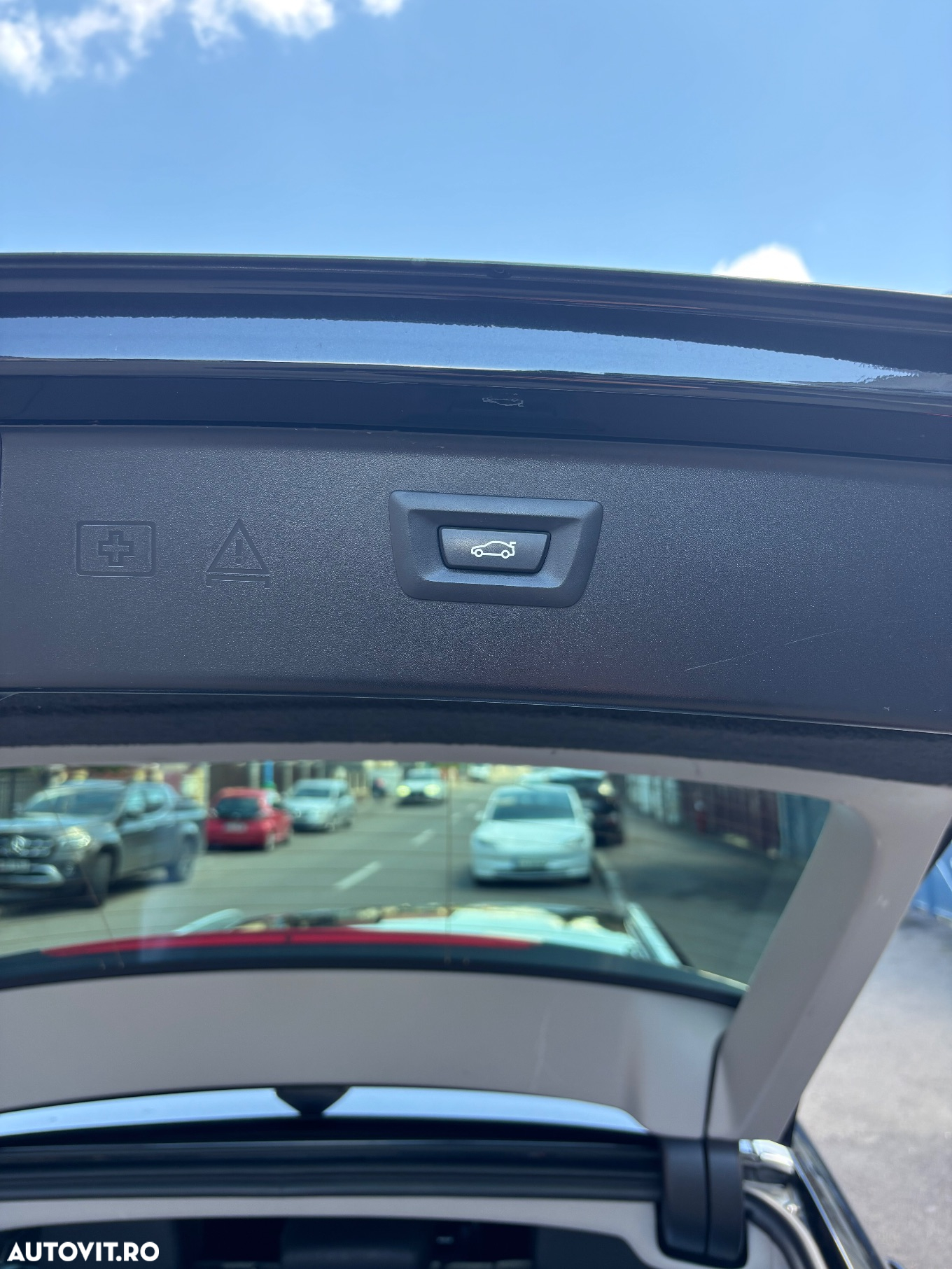 BMW Seria 5 520d xDrive Touring Aut. - 9