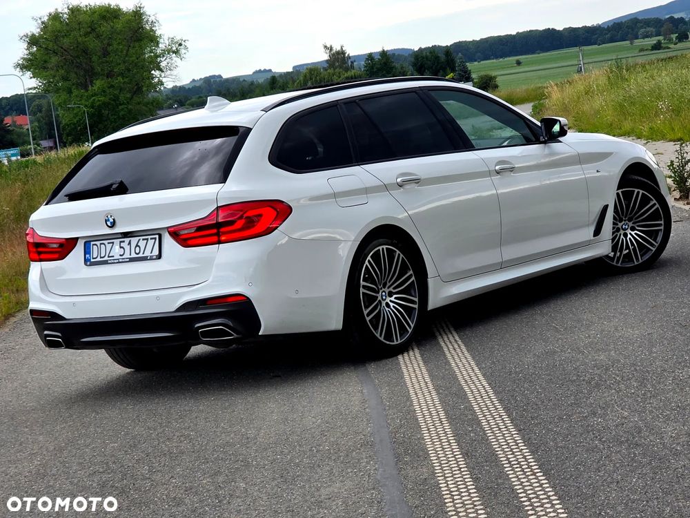 BMW Seria 5 520d xDrive M Sport Edition - 2