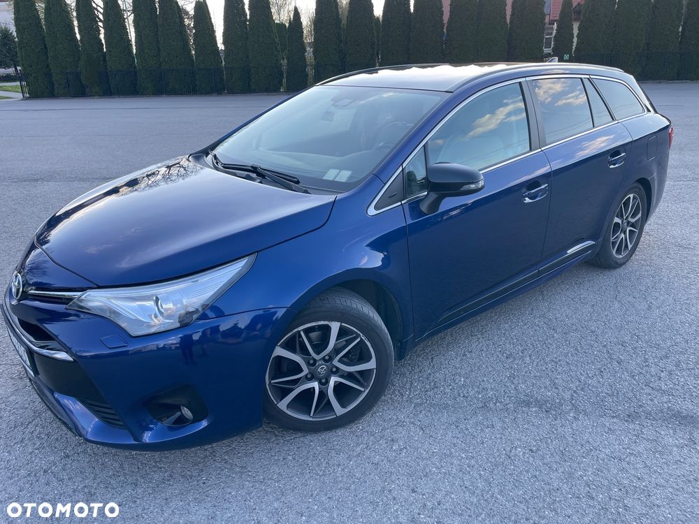 Toyota Avensis 1.8 Selection MS - 3
