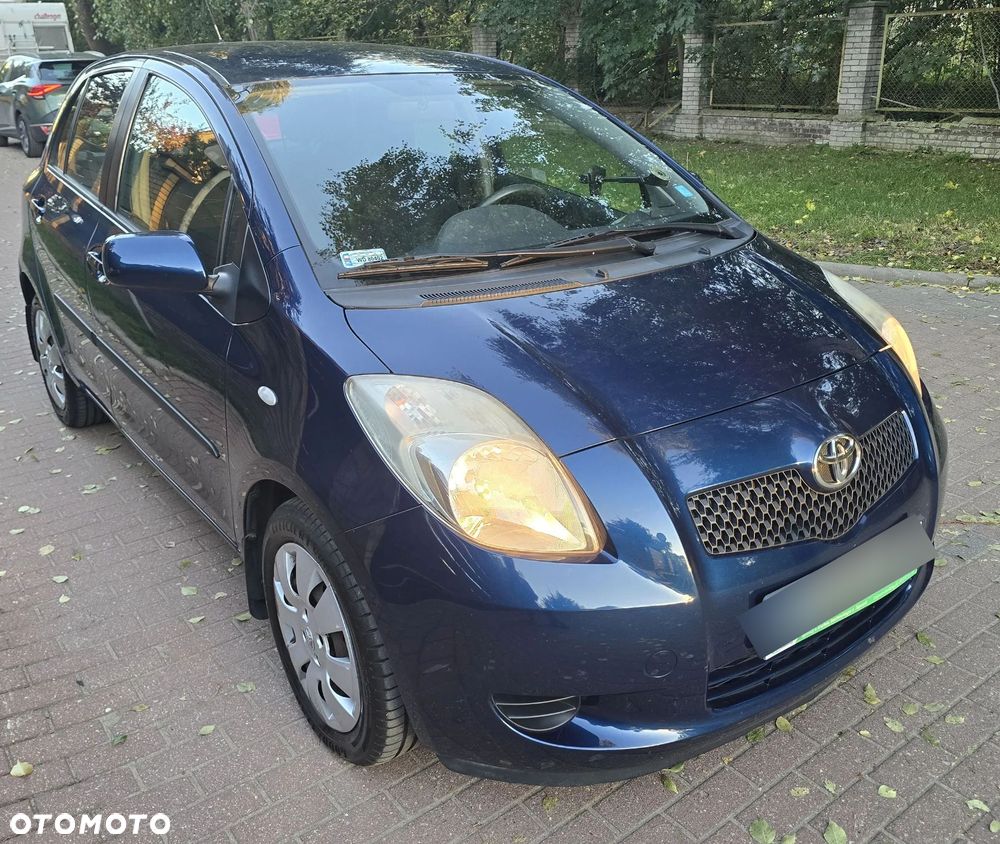 Toyota Yaris 1.3 Sol - 2