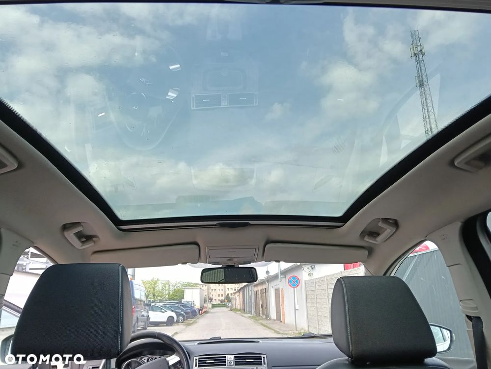 Ford Kuga 2.0 TDCi 4x4 Titanium - 16