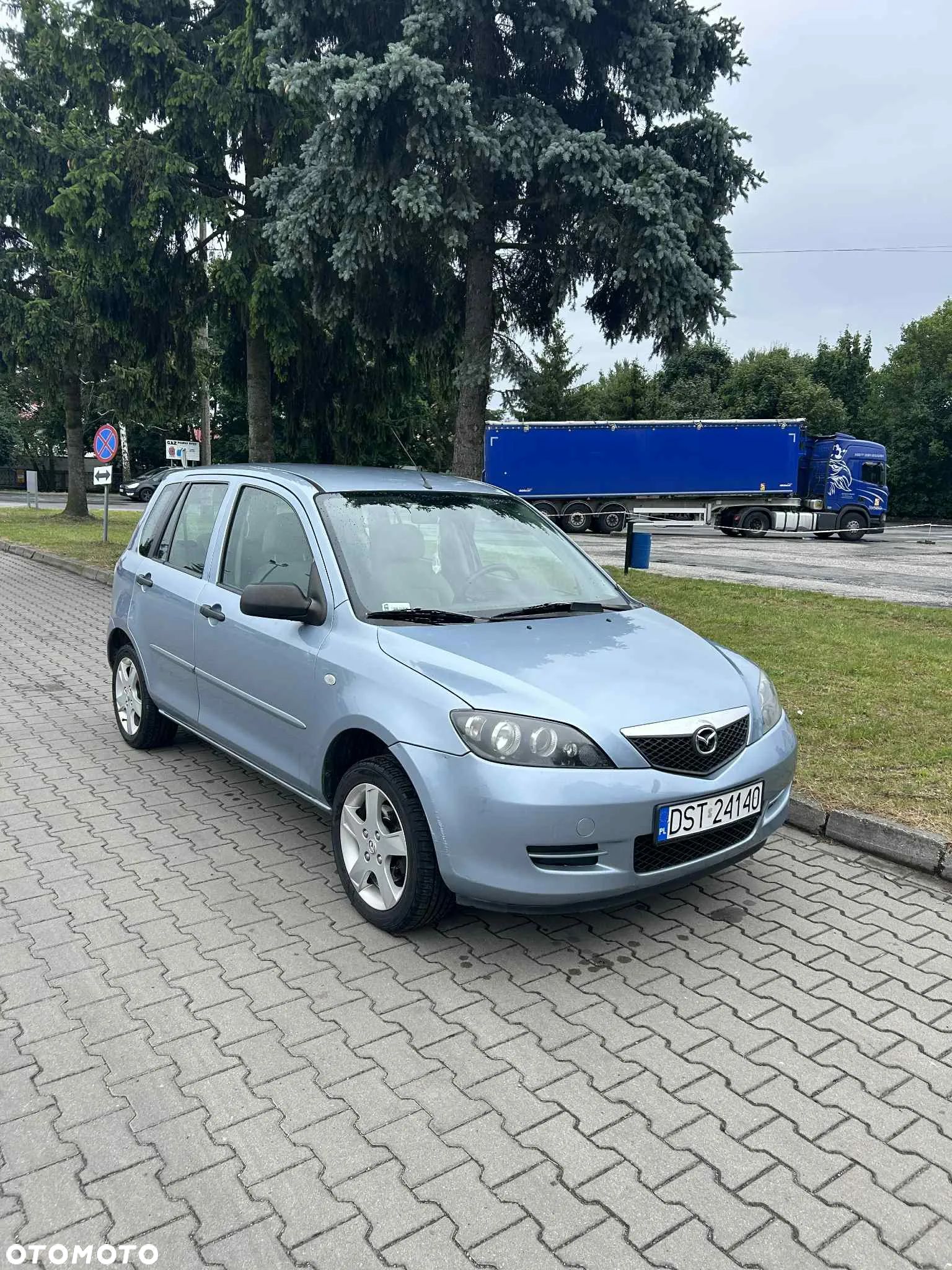 Mazda 2 - 1