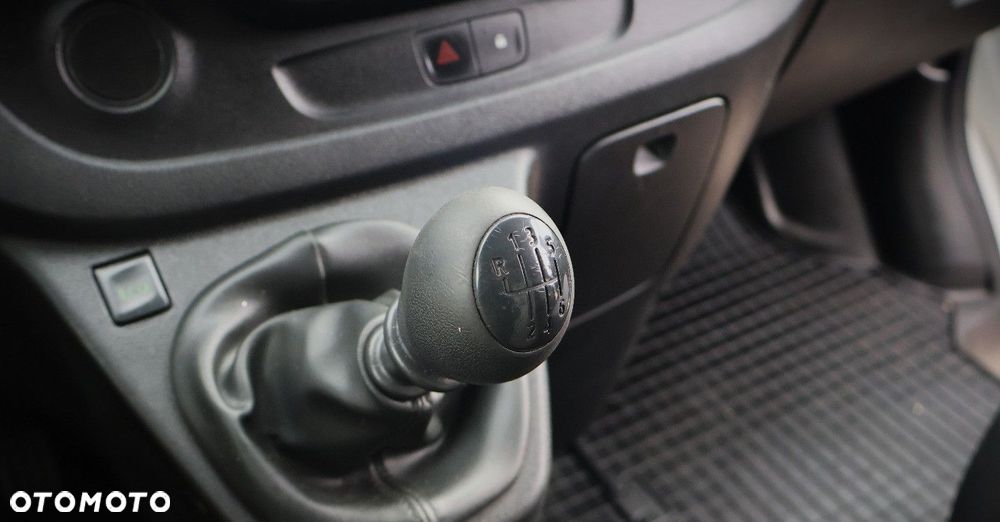 Opel Vivaro - 23