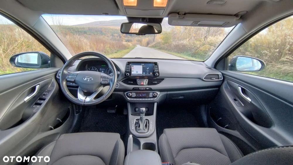 Hyundai i30 1.6 CRDi Classic + DCT - 8