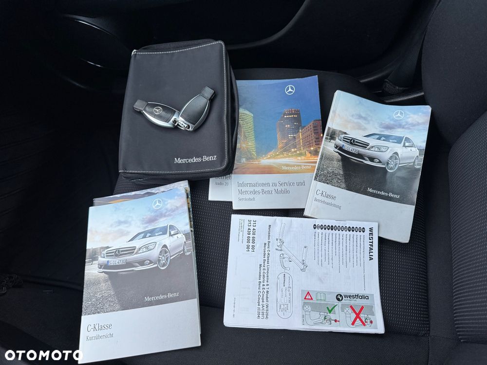Mercedes-Benz Klasa C 180 Kompressor BlueEFFICIENCY Elegance - 40