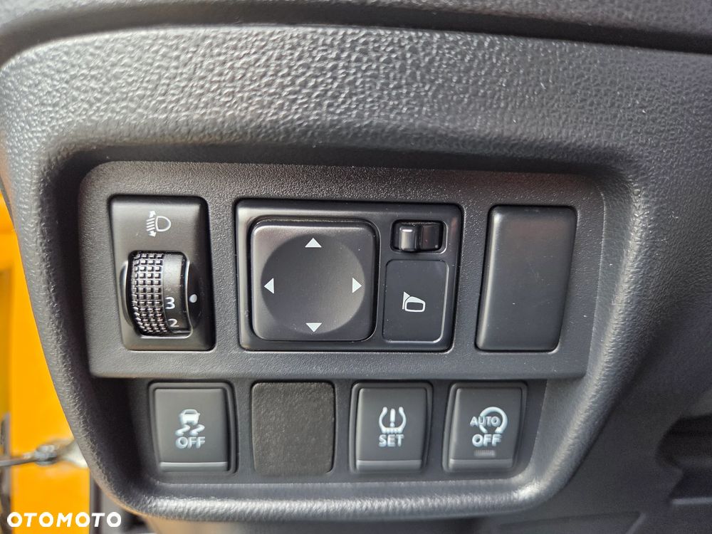 Nissan Juke 1.2 DIG-T N-Connecta EU6 - 18