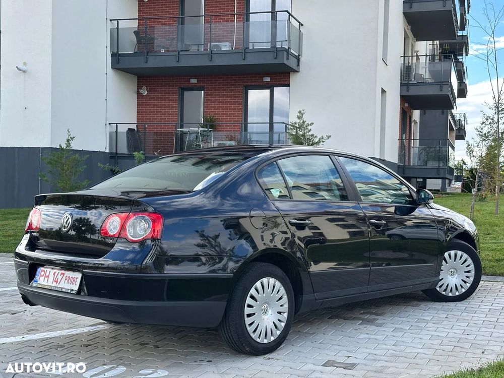 Volkswagen Passat Variant 1.8 TSI Trendline - 4