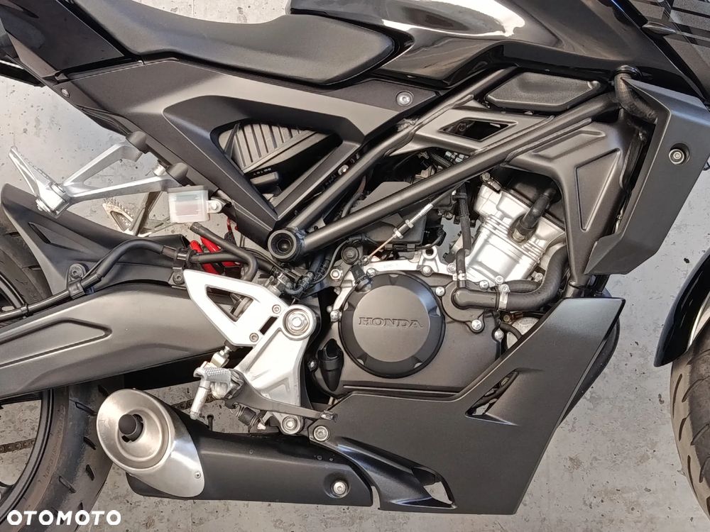 Honda CB - 18
