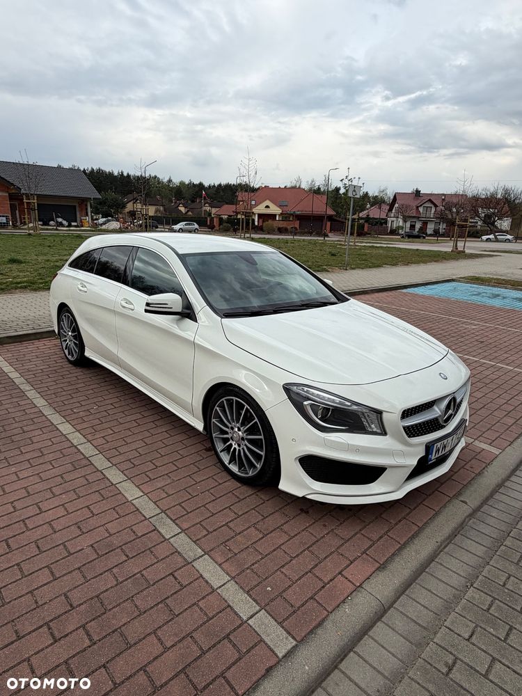 Mercedes-Benz CLA 200 7G-DCT AMG Line - 1