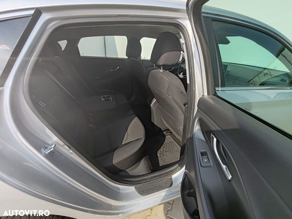 Hyundai i30 1.4 T-GDi 140CP 5DR Exclusive - 8