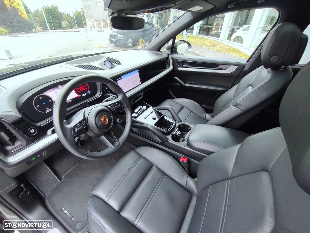 Porsche Cayenne E-Hybrid - 8