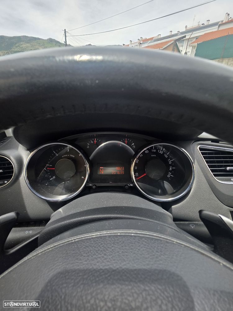 Peugeot 5008 1.6 E-HDi 7L Allure J17 CMP6 - 8