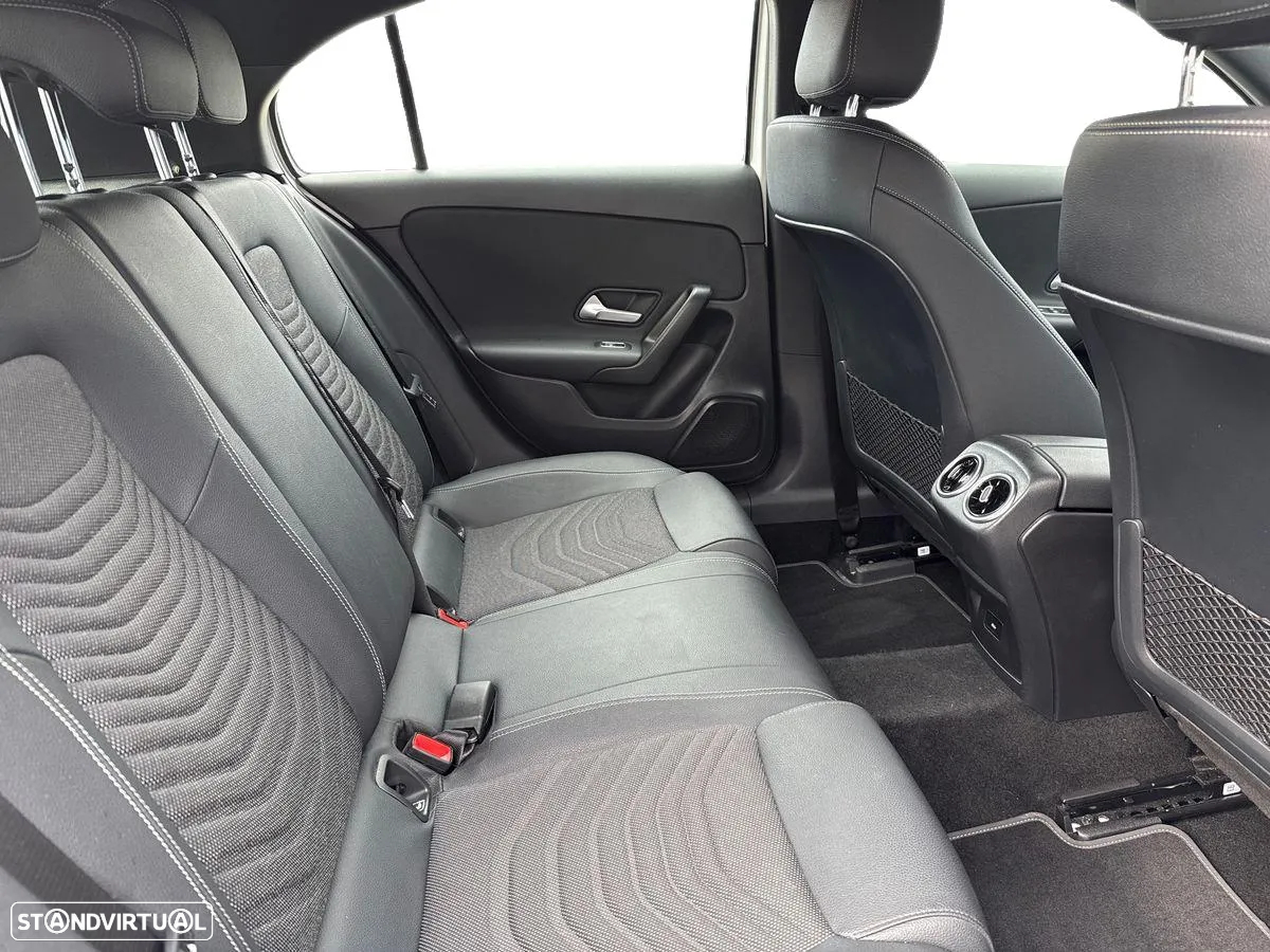 Mercedes-Benz A 200 Standard - 15