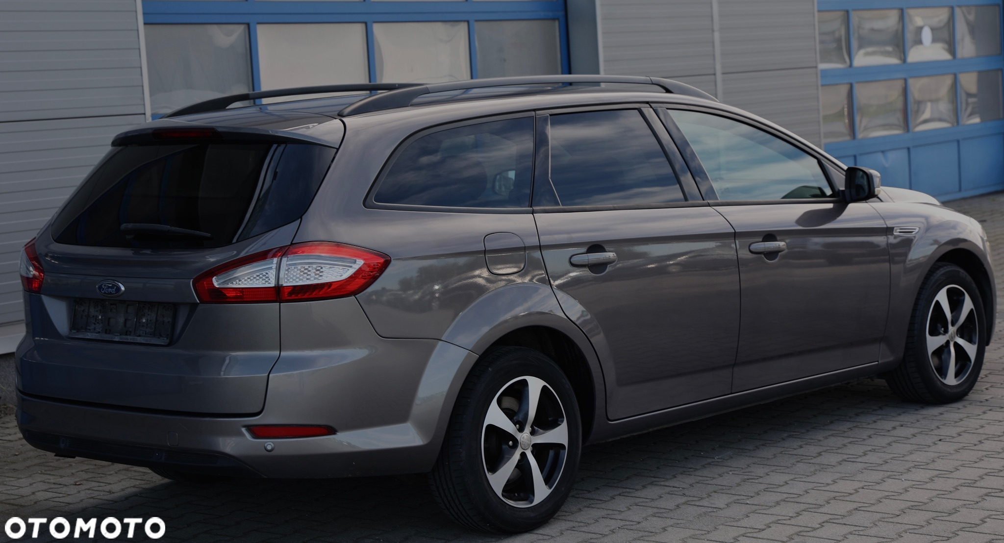 Ford Mondeo 1.6 T Ambiente - 4