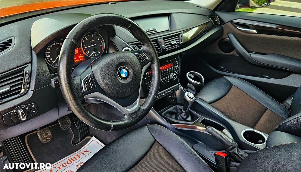 BMW X1 xDrive18d xLine - 12