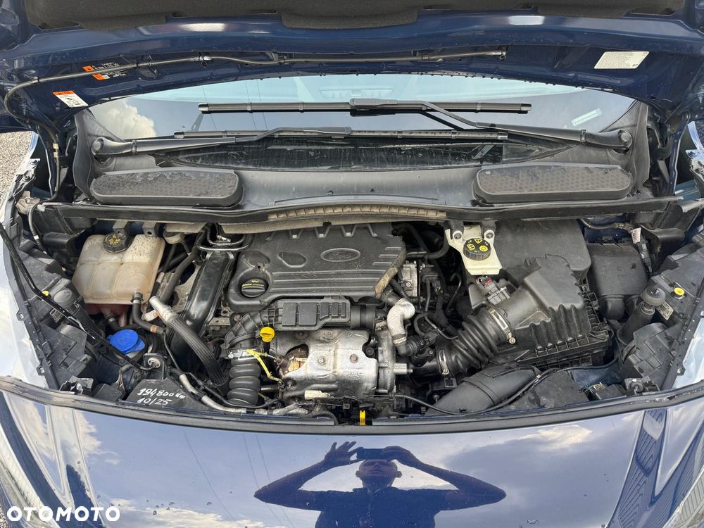 Ford Connect - 28