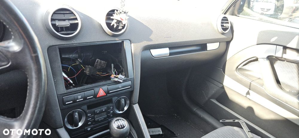AUDI A3 8P 03-08 1.8 TFSI BZB - LICZNIK ZEGARY - 19
