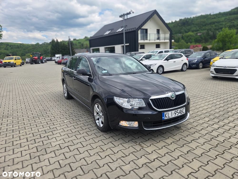 Skoda Superb - 1