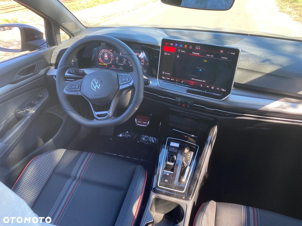 Volkswagen Golf - 12