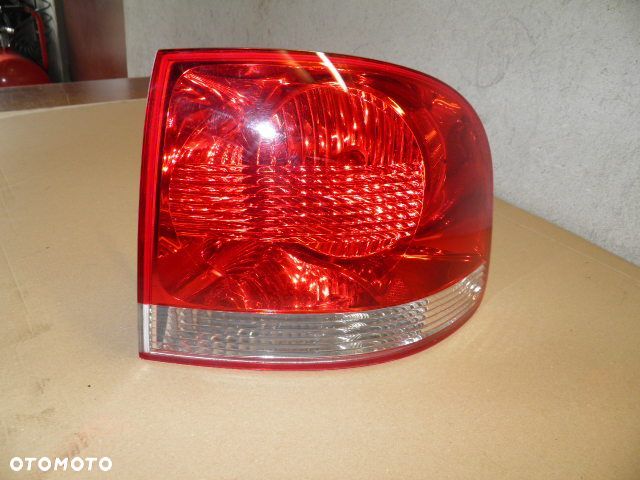 LAMPA TYLNA VW TOUAREG 7L6945096L - 5