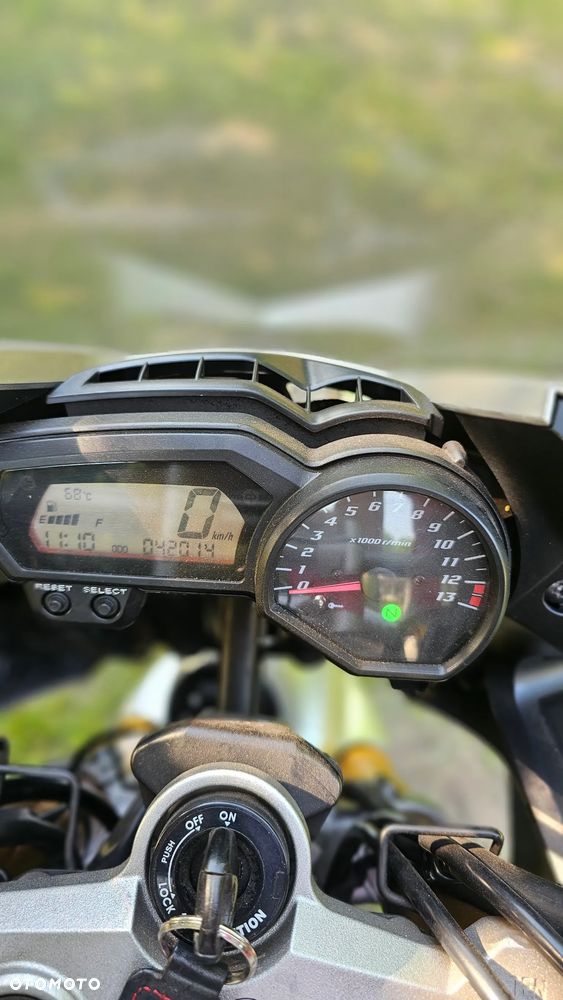 Yamaha FZ - 3