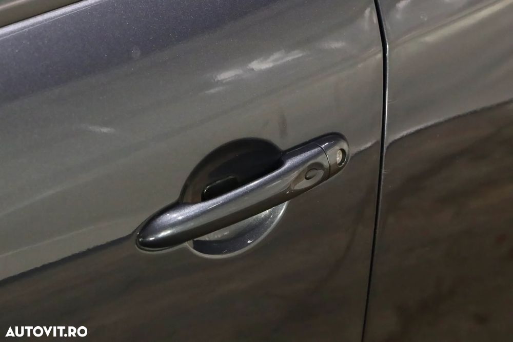 Renault Megane ENERGY dCi 110 Start & Stop Bose Edition - 29