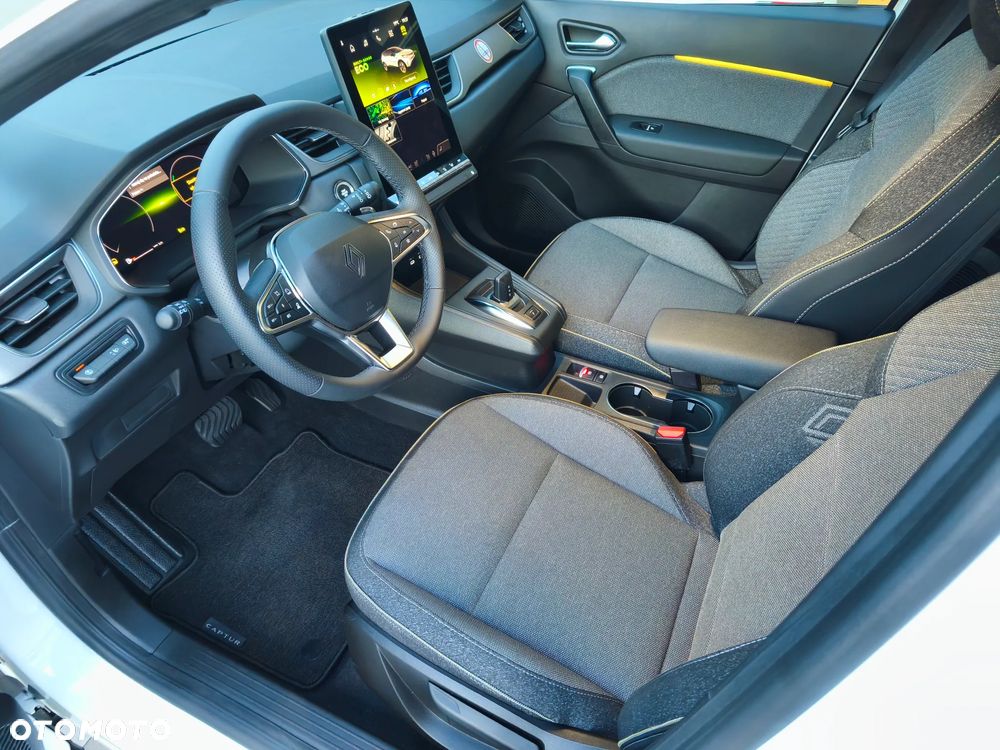 Renault Captur TCe Mild Hybrid 140 EDC GPF TECHNO - 30