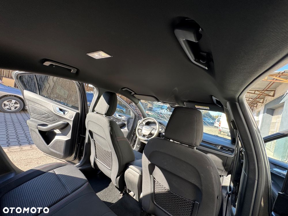 Ford Focus - 11