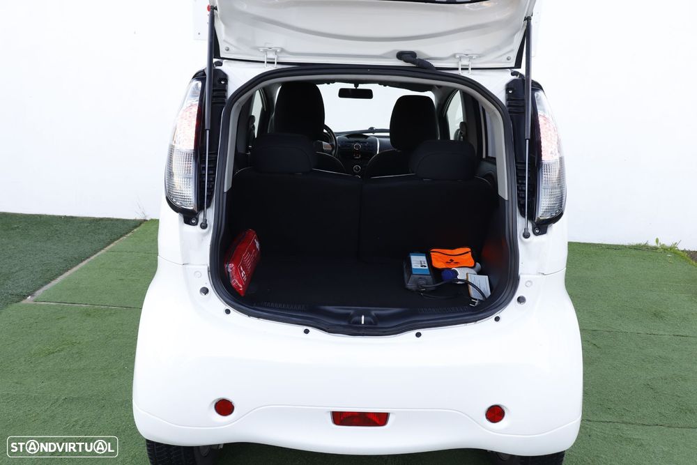 Mitsubishi i-MiEV Invite - 17