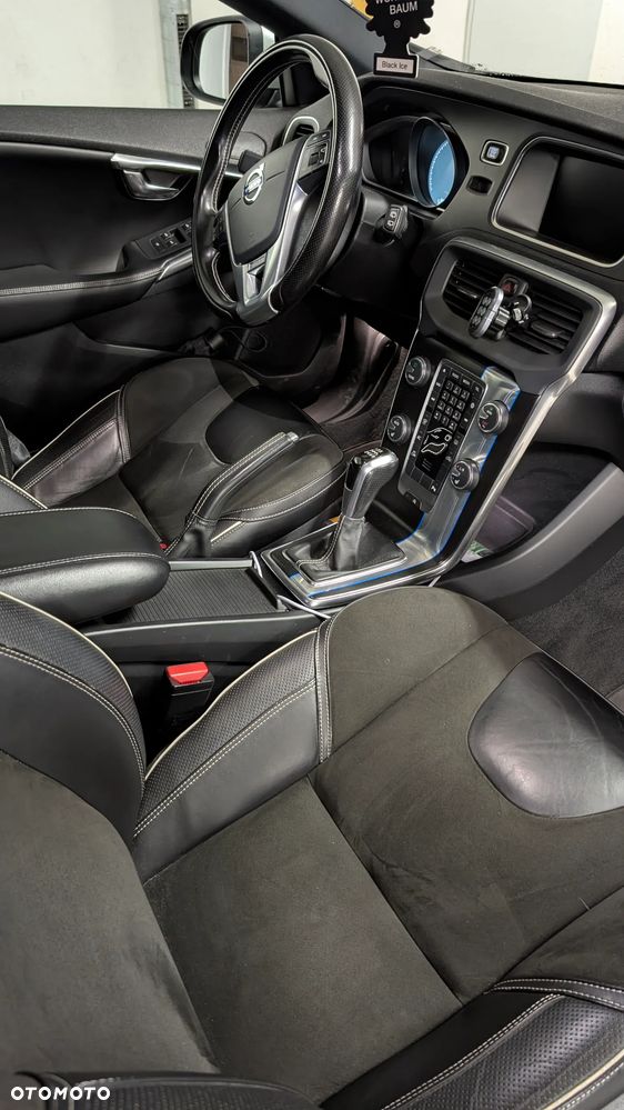 Volvo V40 D2 Drive-E R-Design Kinetic - 6