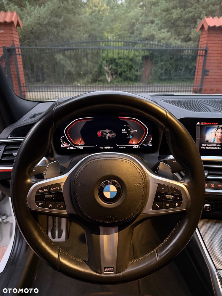 BMW Seria 3 320d xDrive M Sport - 19