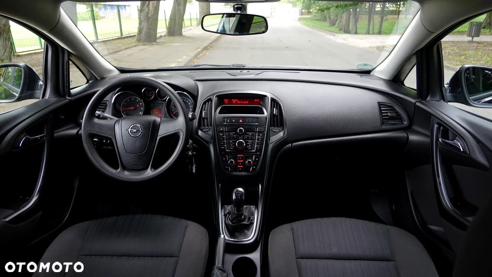 Opel Astra 1.4 Innovation - 10