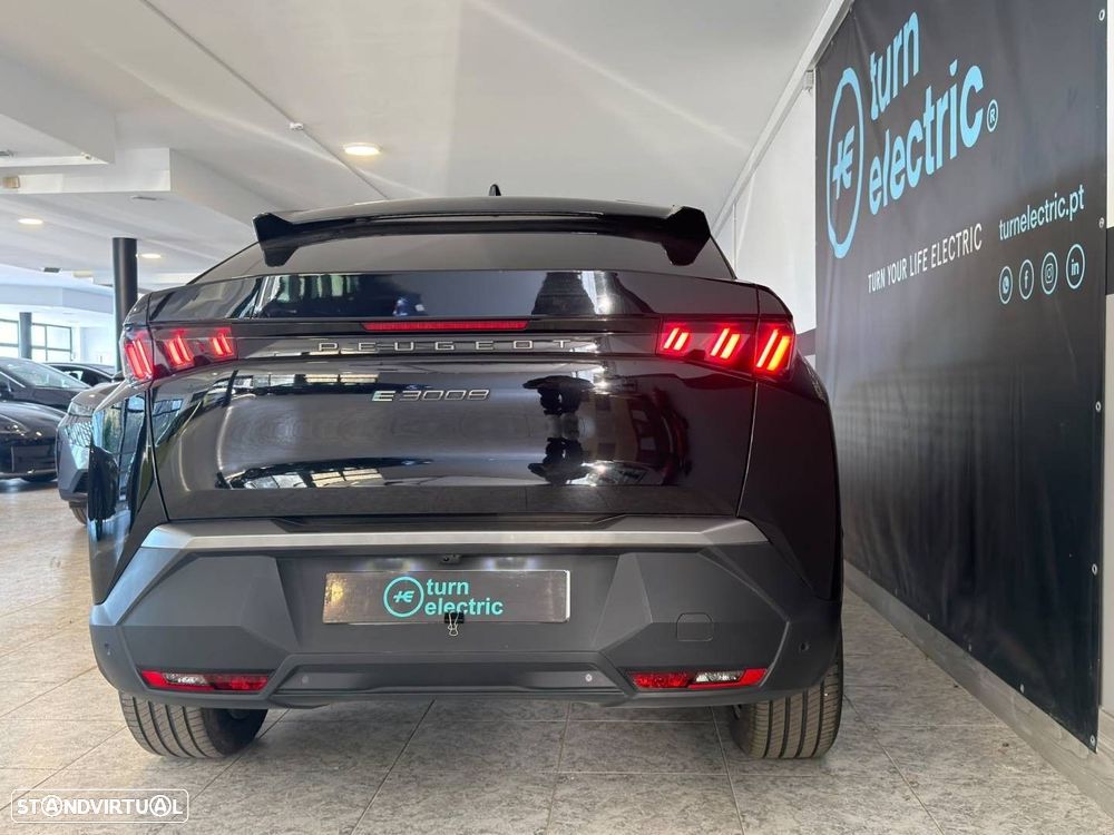 Peugeot E-3008 73 kWh Allure - 9