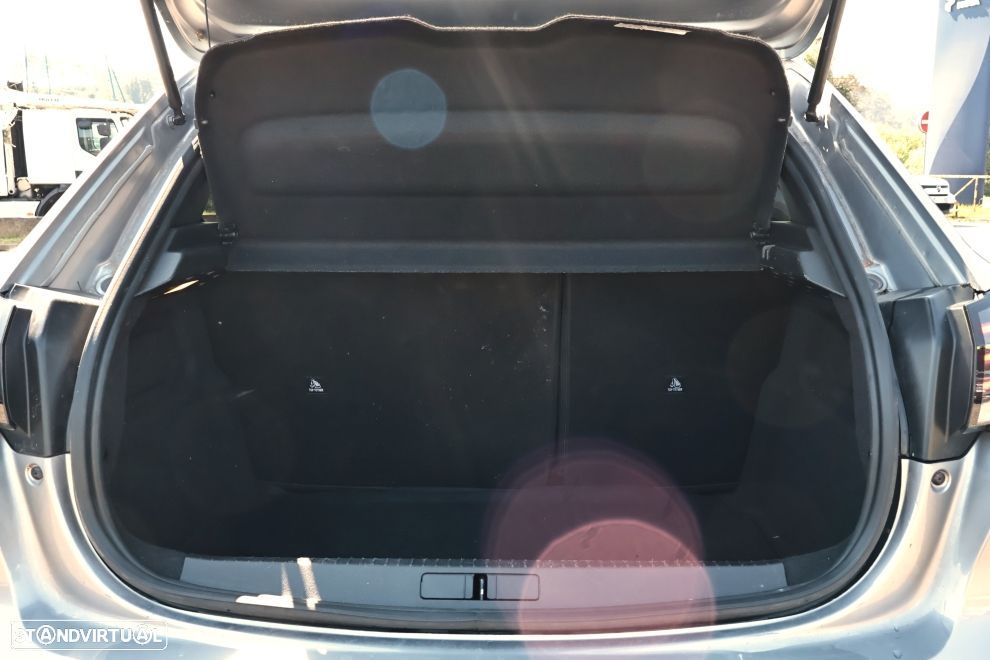 Peugeot 208 1.2 PureTech Allure - 17