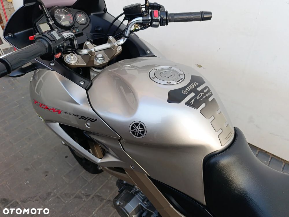 Yamaha TDM - 16