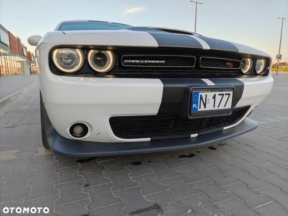 Dodge Challenger Automatik R/T Plus - 12
