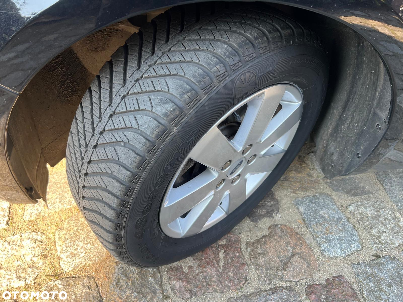 Ford Galaxy 2.0 TDCi Trend - 34
